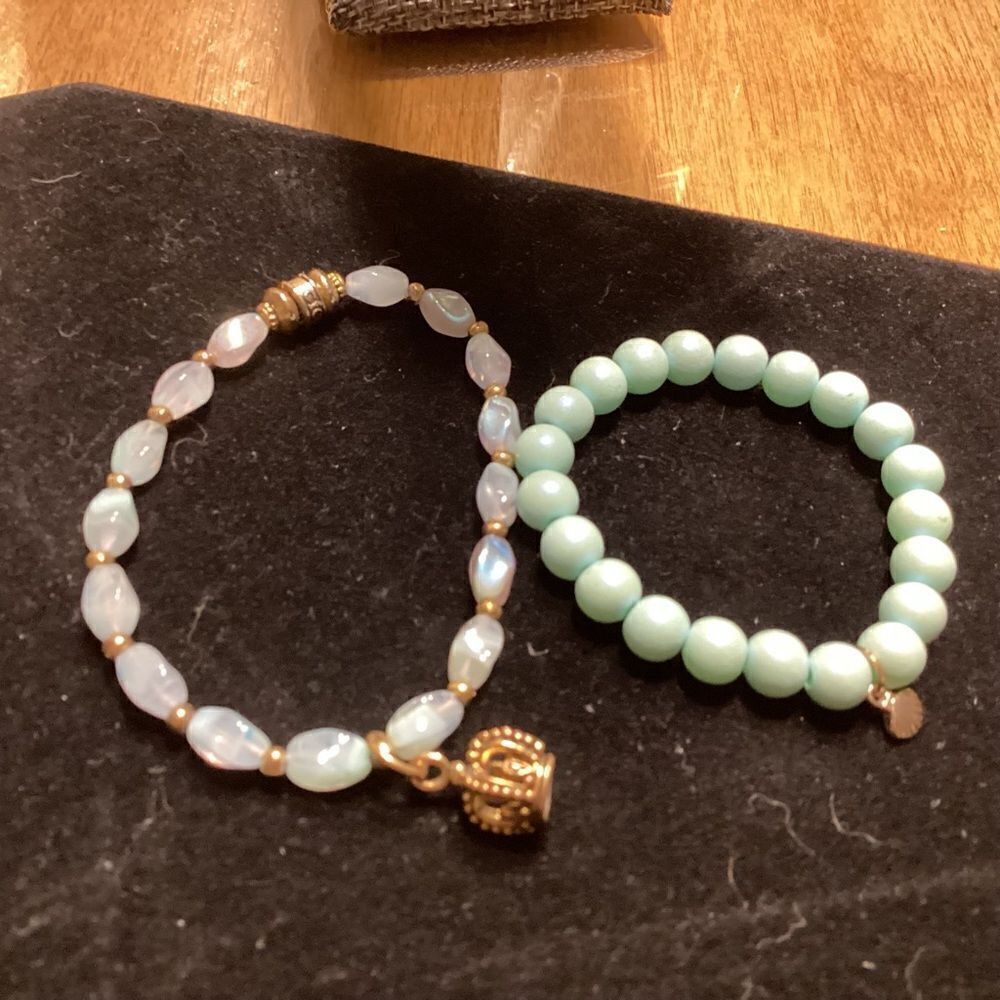Set of 2 Pretty Blue Stretch Bracelets